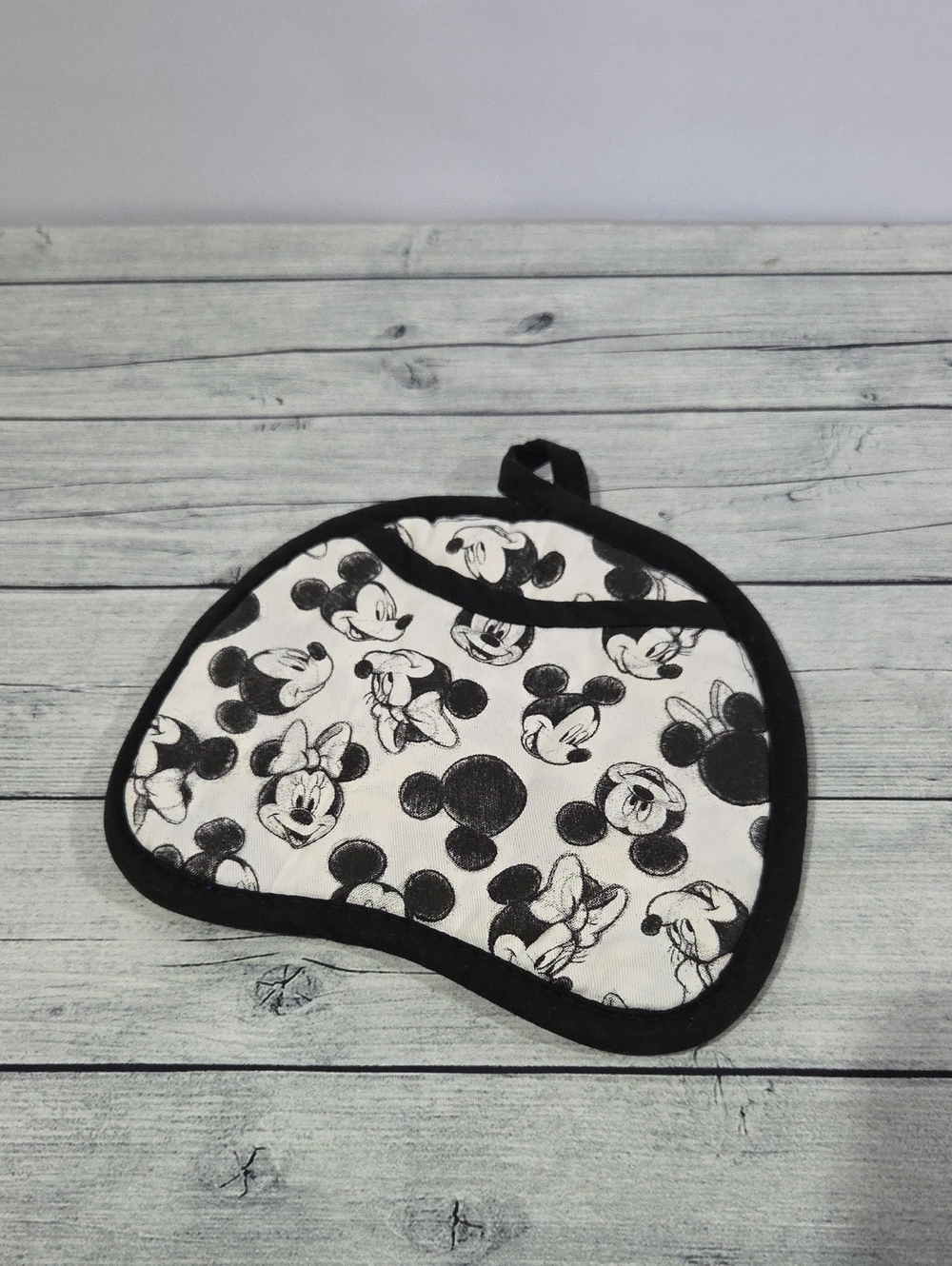 Disney Black & White Mickey Print Pot Holder